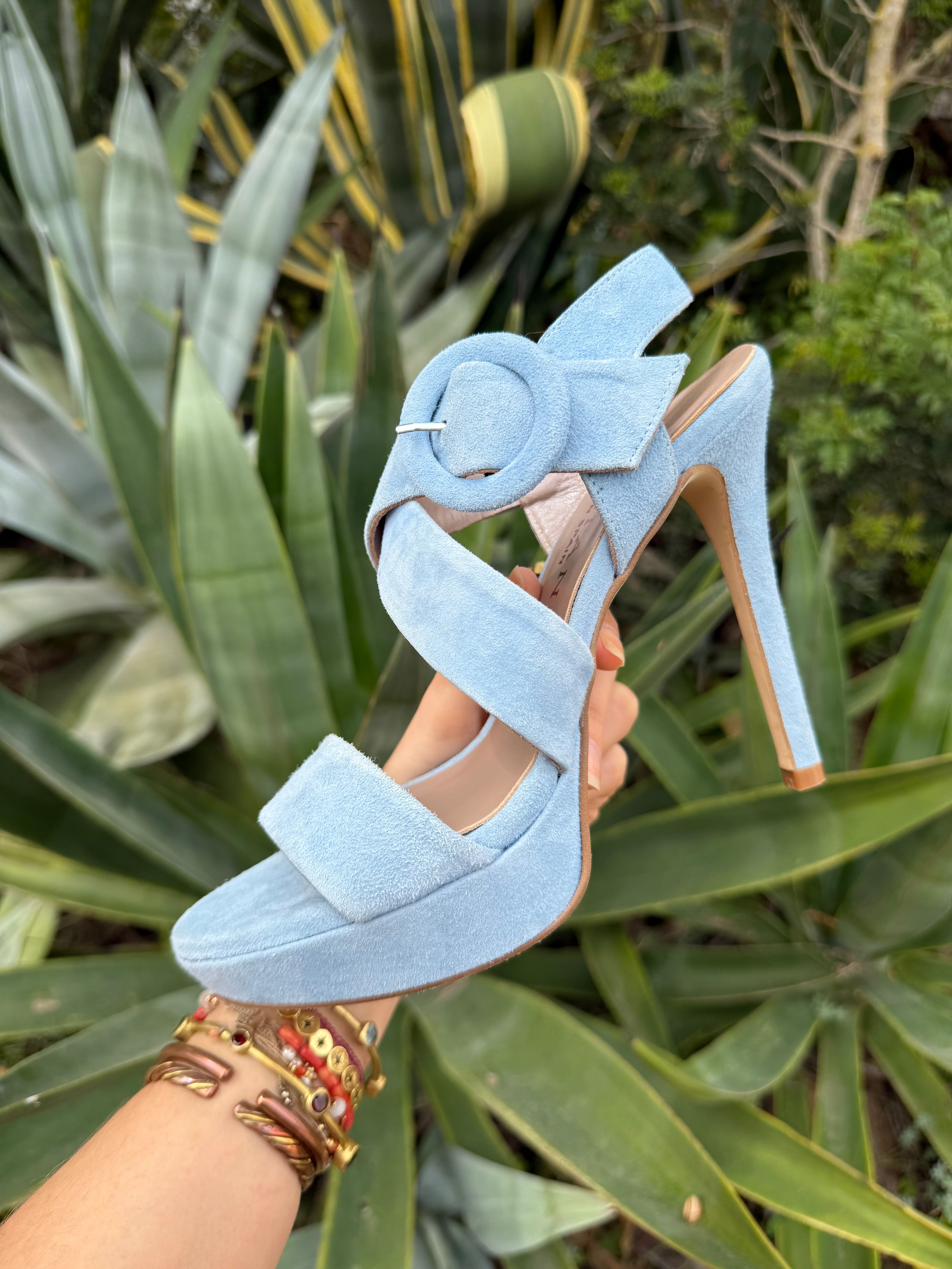 Tacones celeste