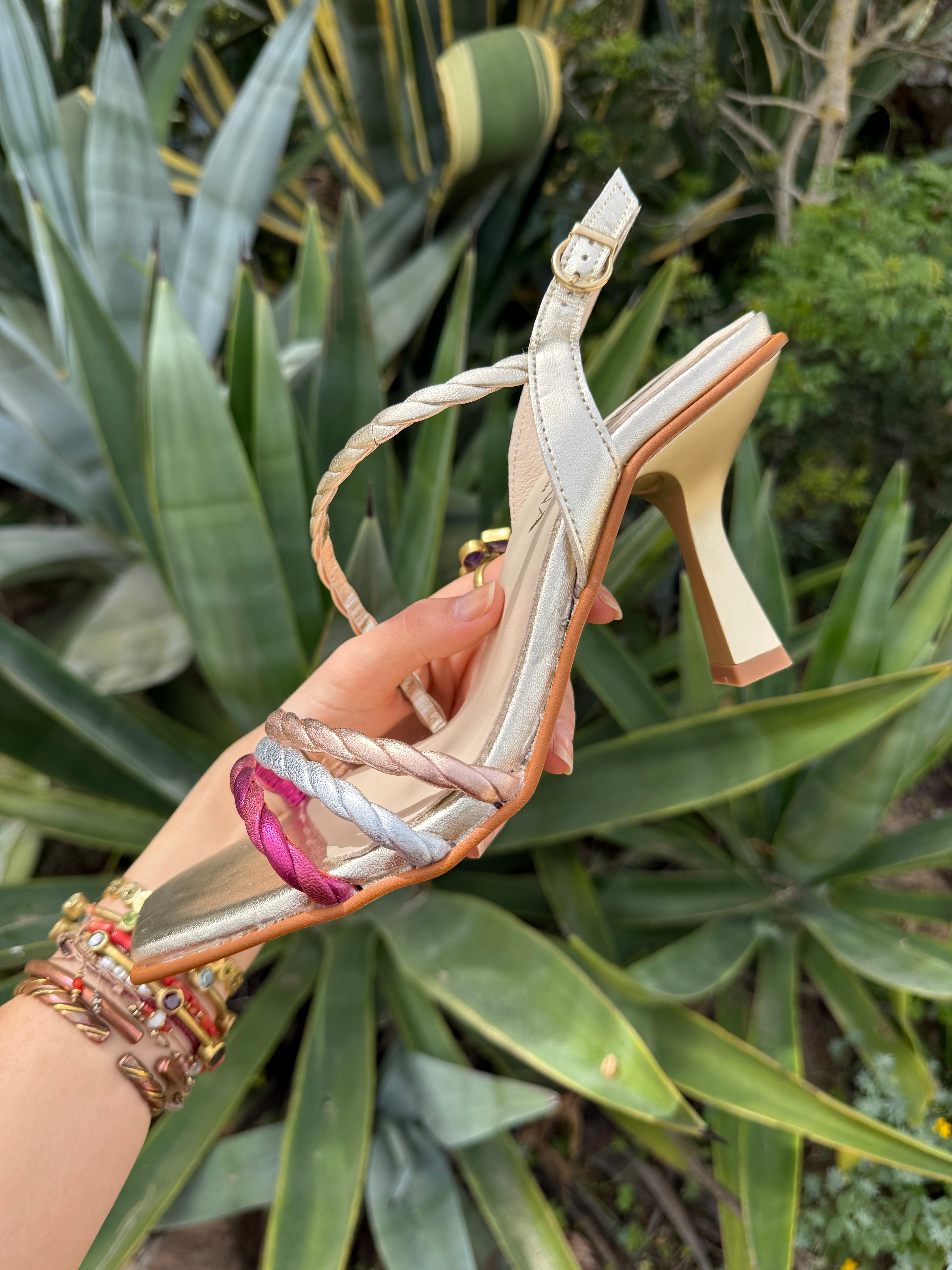 Tacones metalizados colores