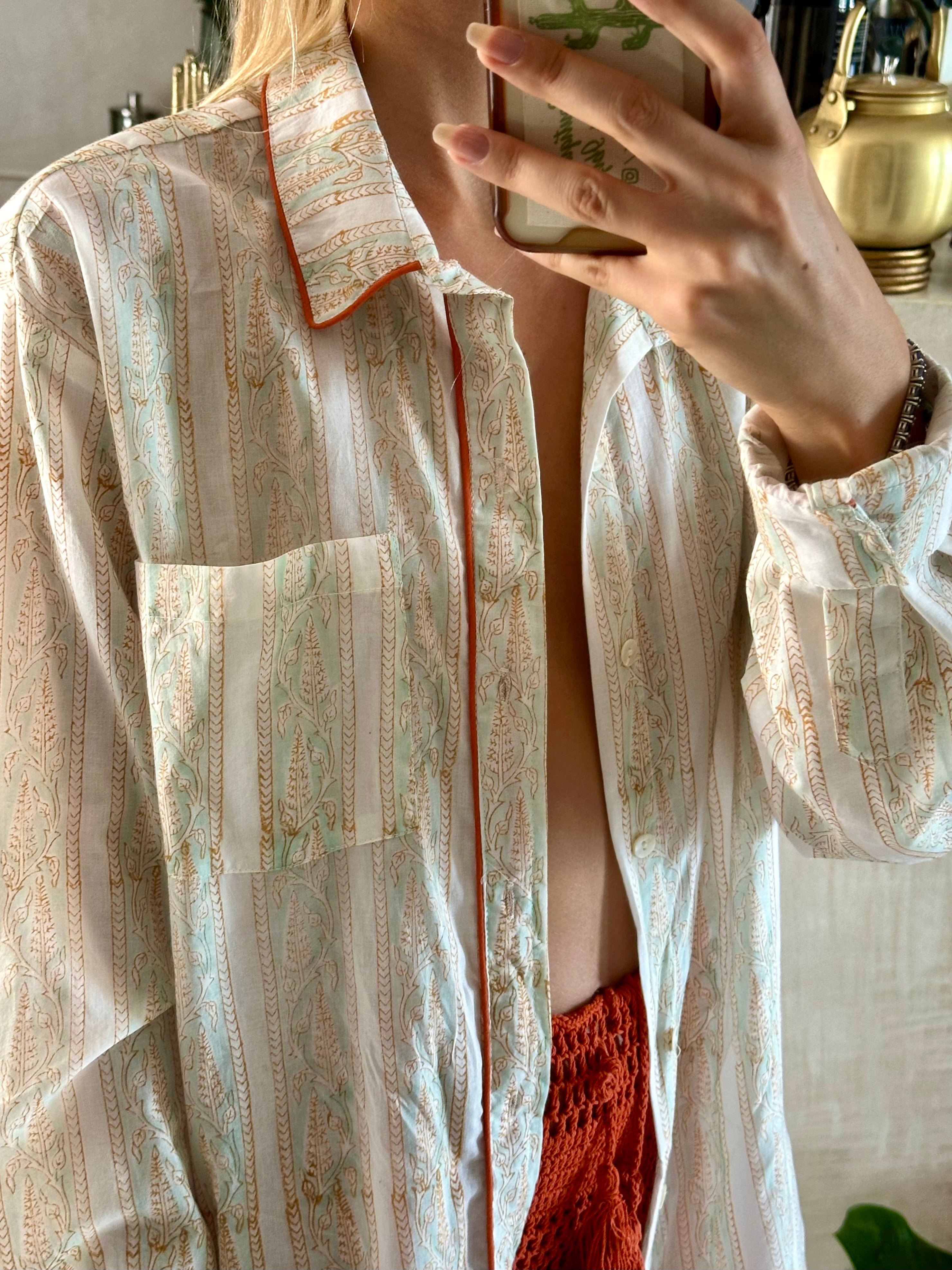 Camisa Blanca con Cenefa