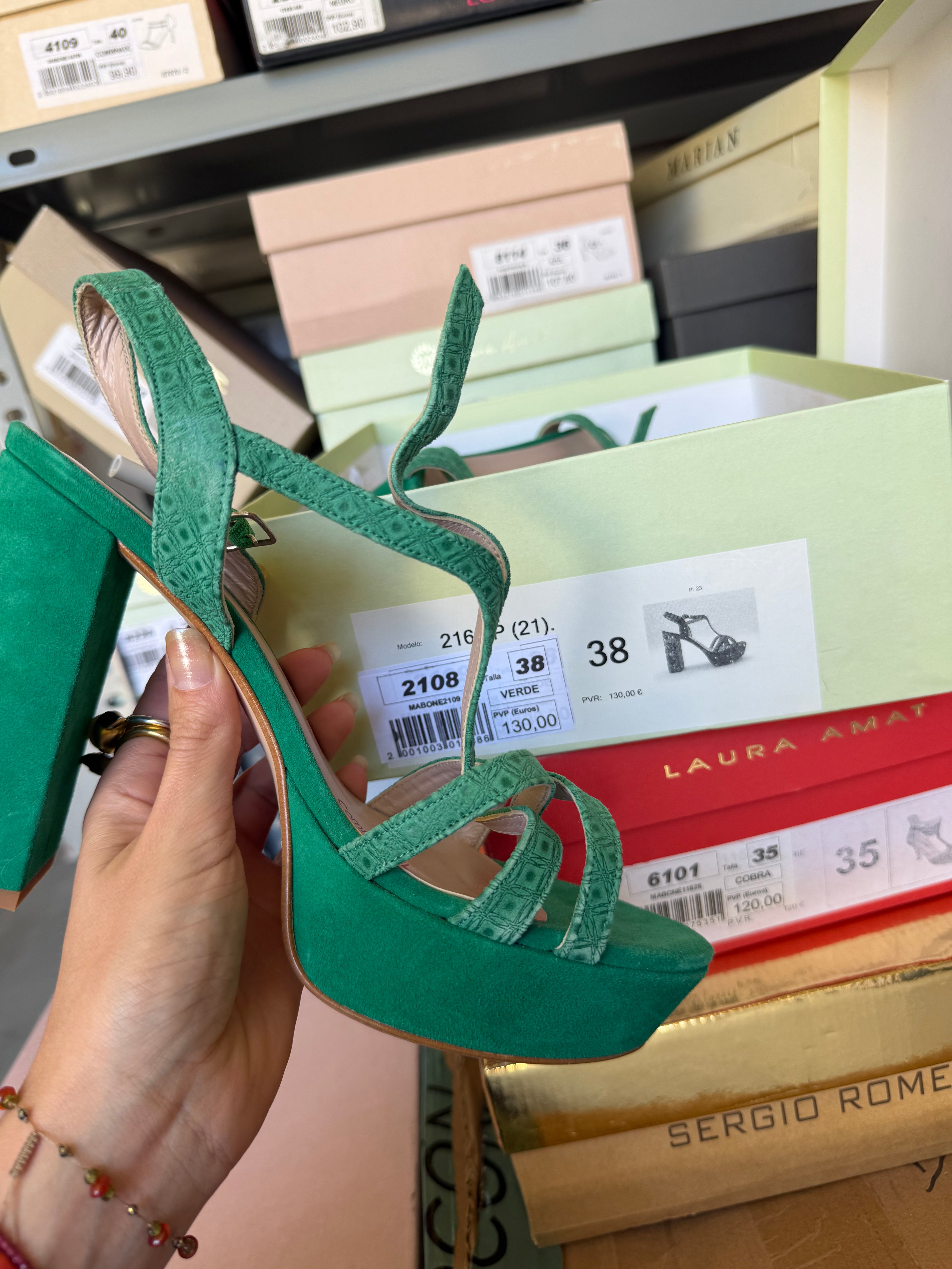 Tacones verdes plataforma