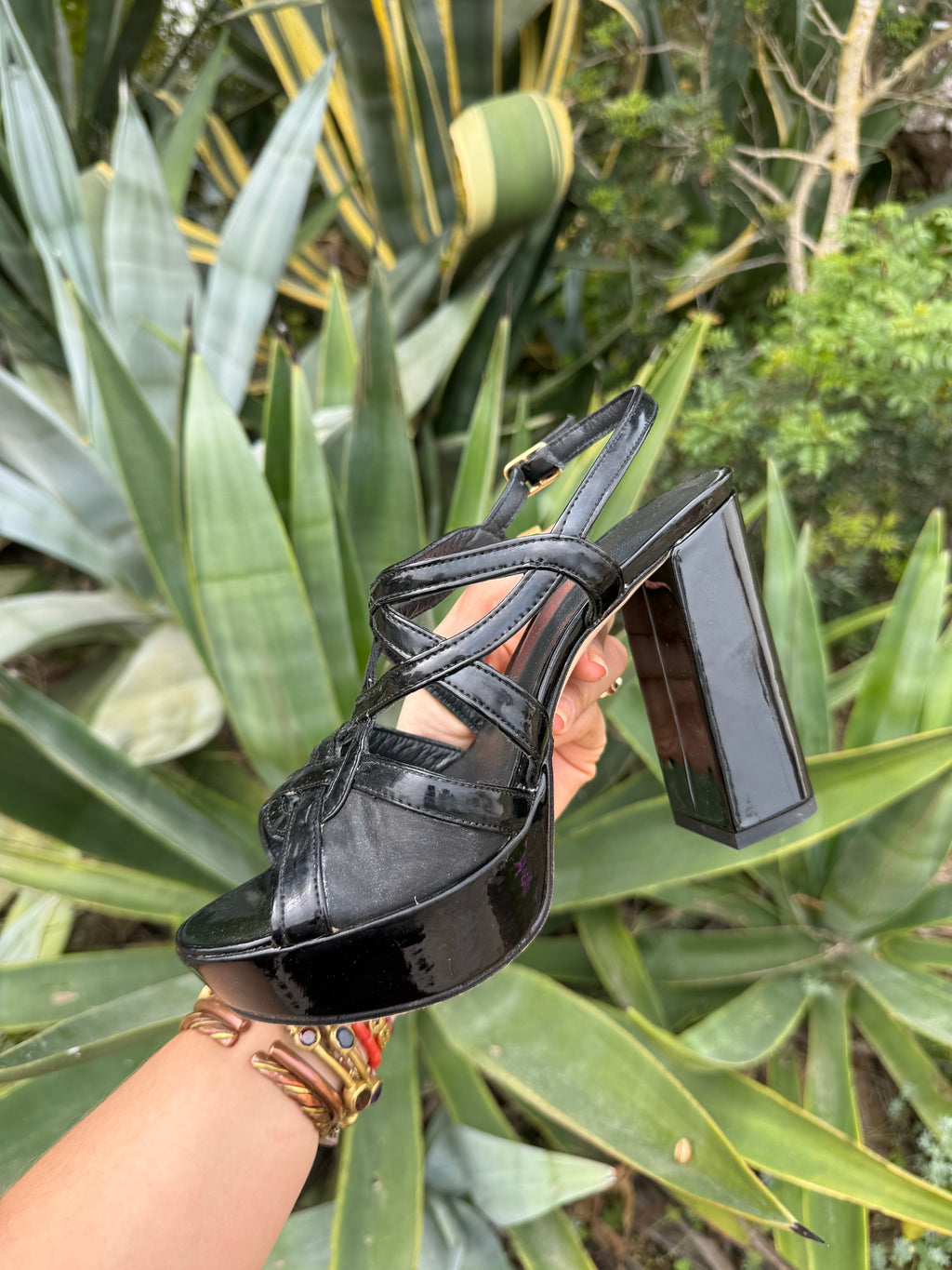 Tacones negros plataforma