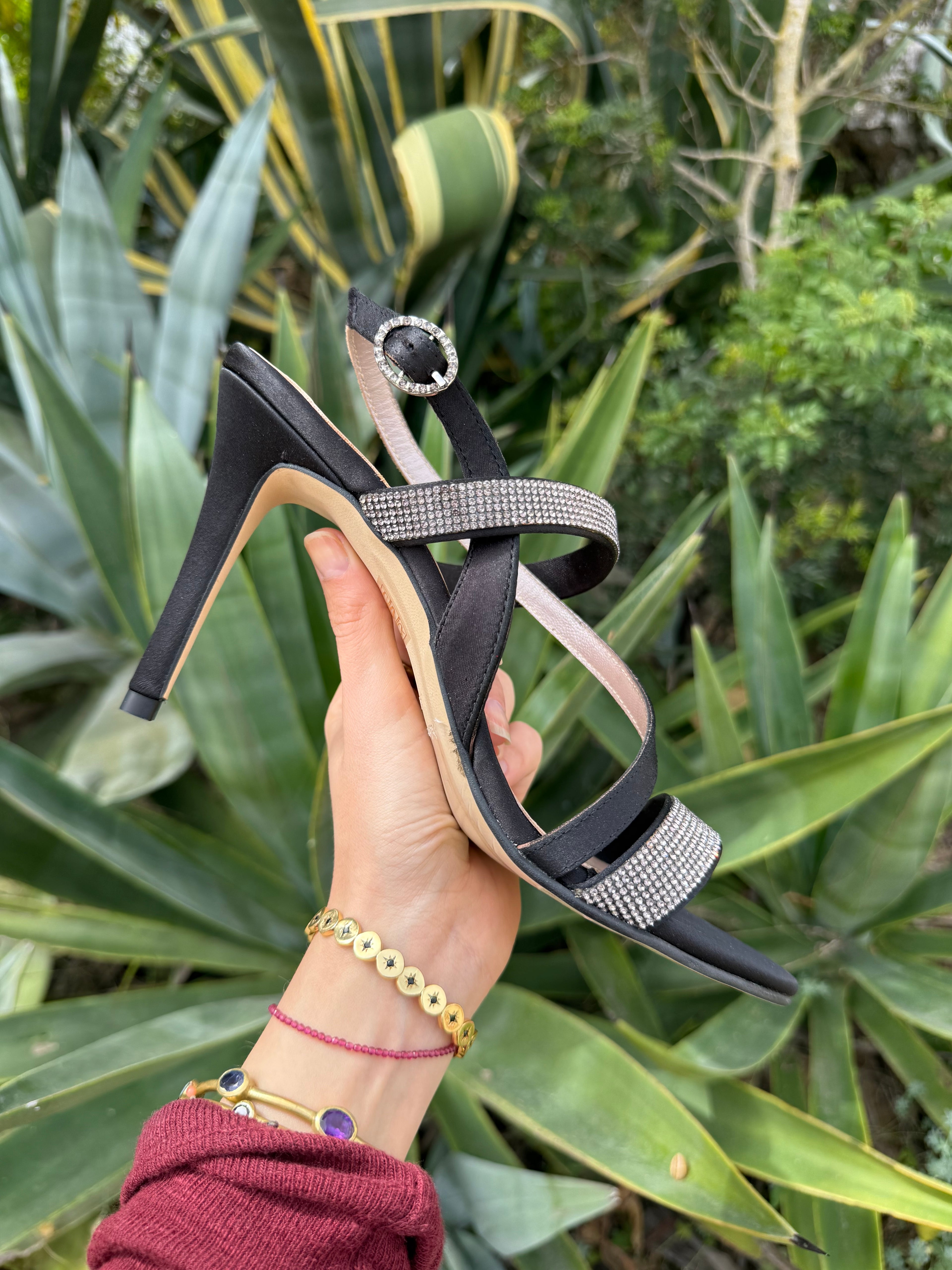 Tacones negros brillo