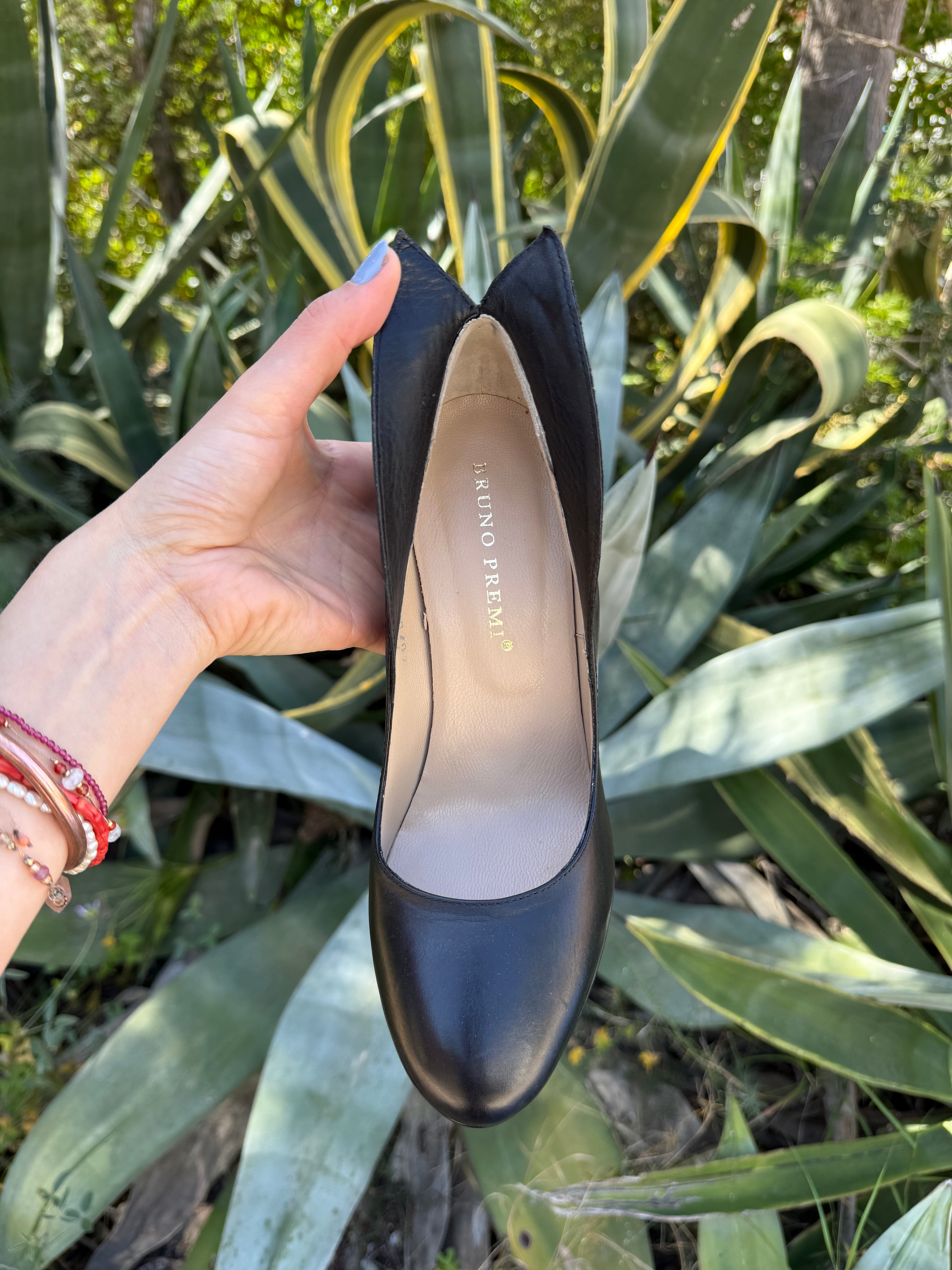 Tacones básicos negros