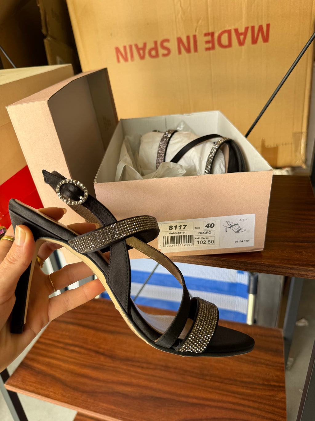 Tacones negros brillo