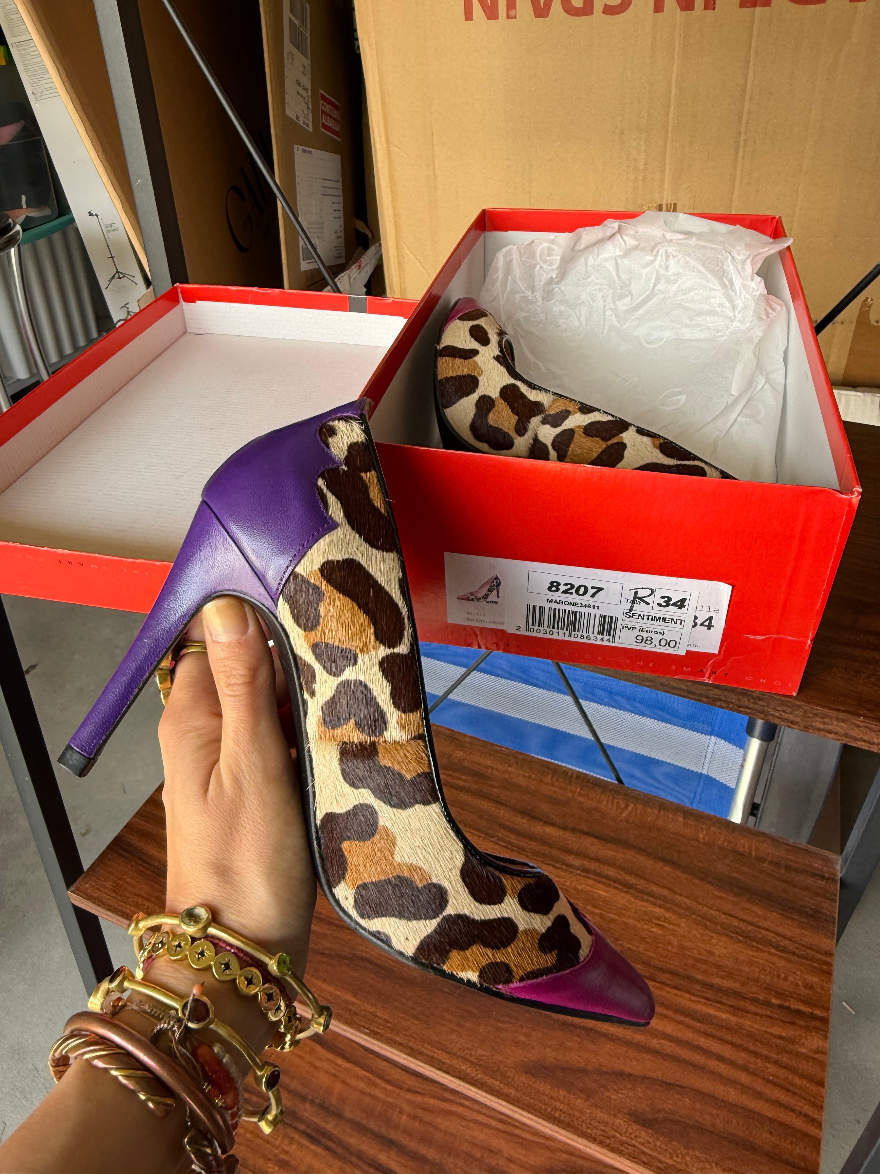 Tacones leopardo stilettos