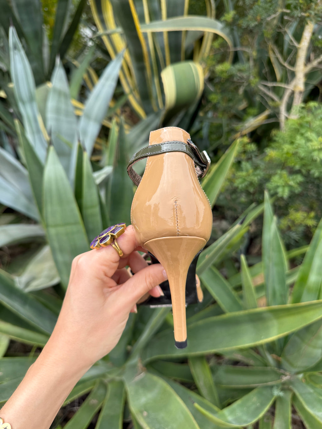 Tacones beige
