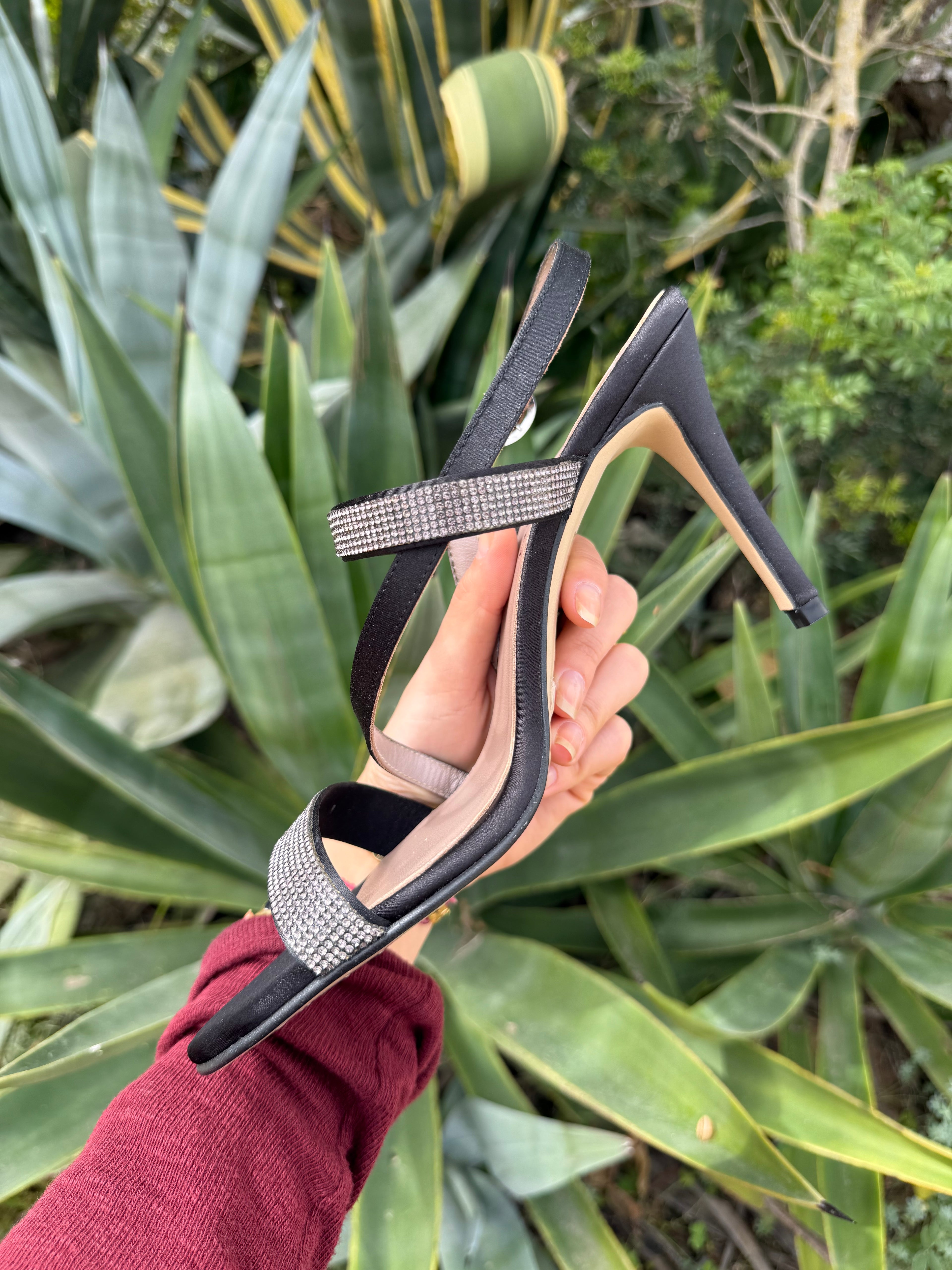 Tacones negros brillo