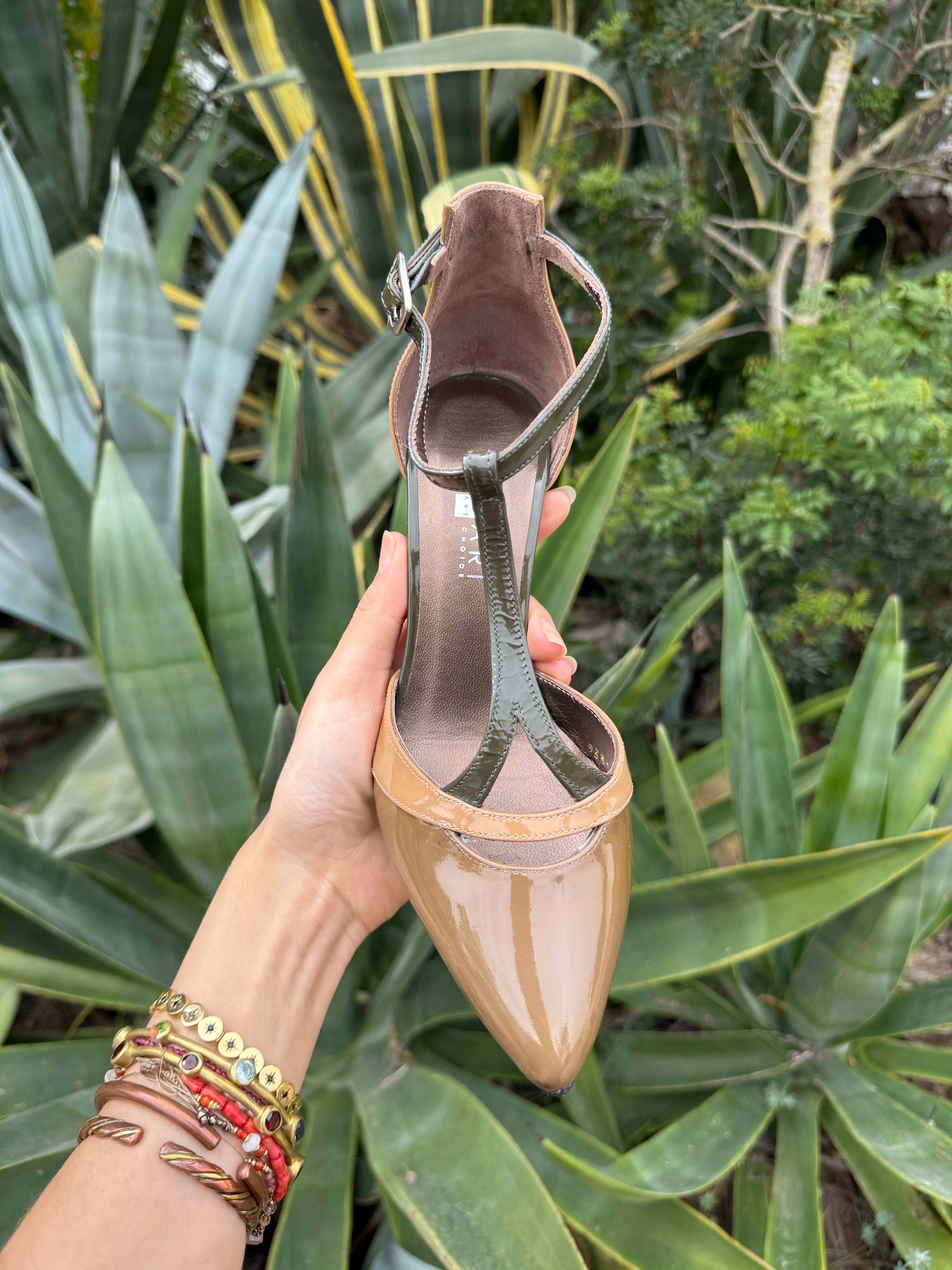 Tacones beige