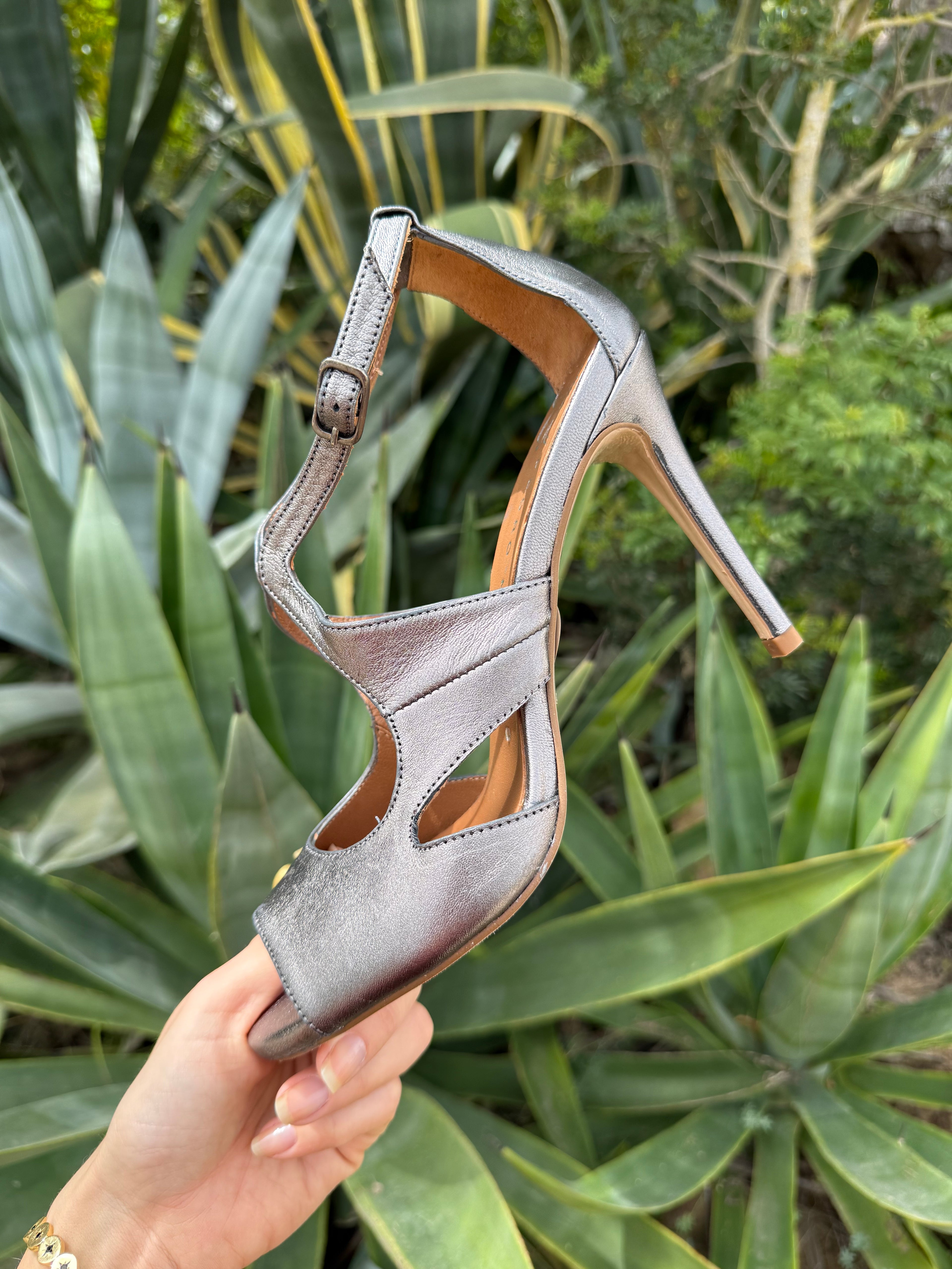 Tacones metalizados